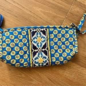 Vera Bradley blue makeup bag zip top
